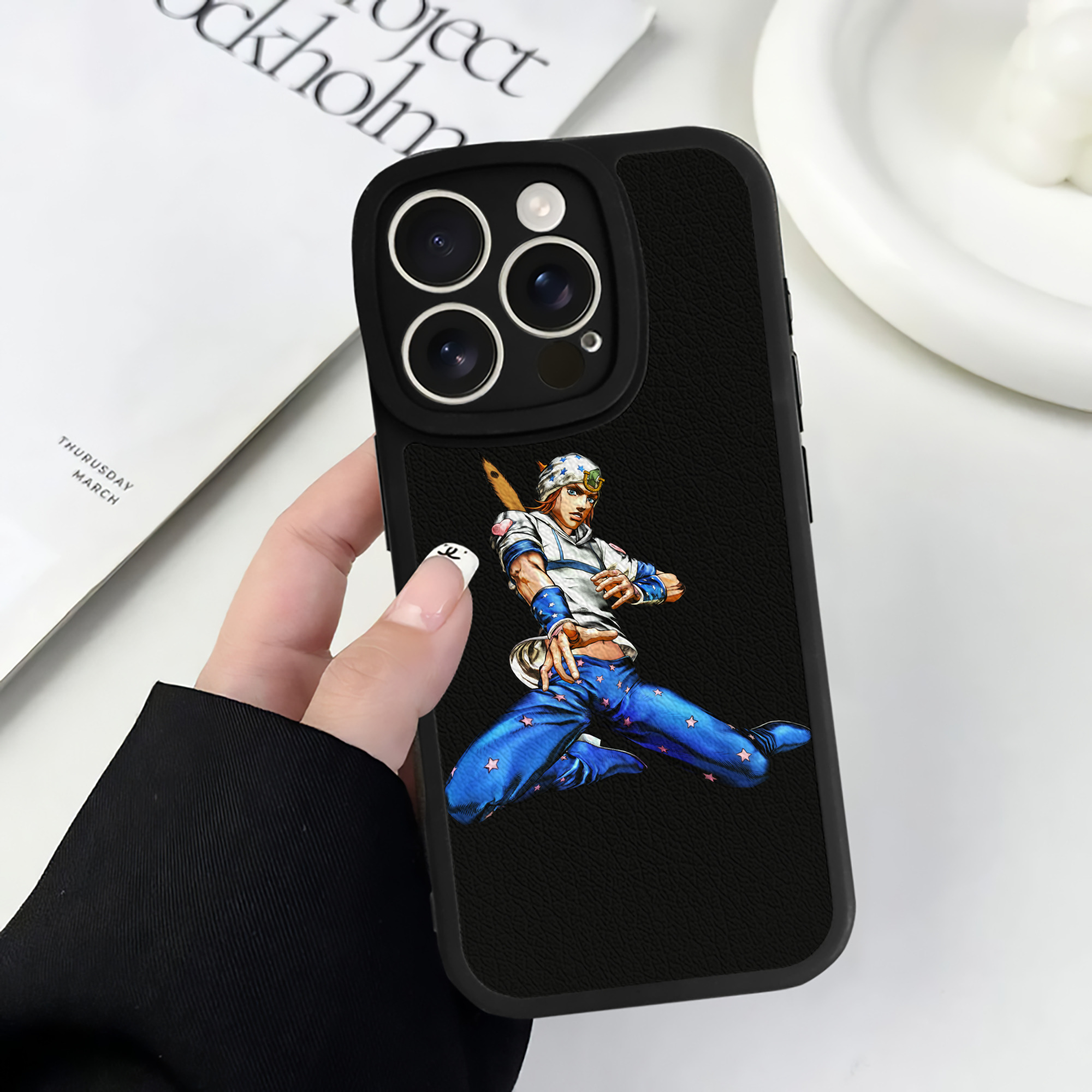 （画像用） ジョジョの奇妙な冒険 ジョナサン?ジョースター JoJo's Bizarre Adventure Jonathan Joestar 【iPhone 16シリーズ対応】シリコンスマホケース（レザー調） 材質：シリコン